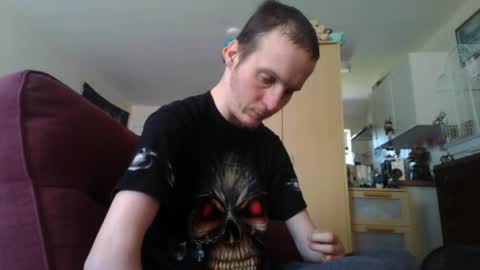 Snapshot of boredlul chatting on May 2026 10:01:02 AM boredlul online show from May 2026 10:01:02 AM