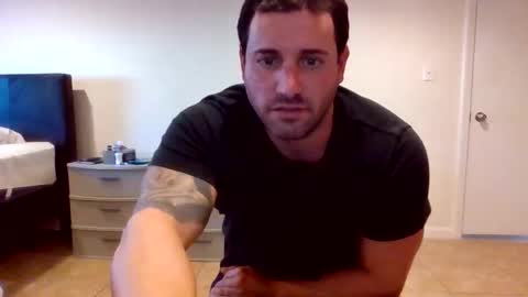 The Italian Boss  online show from December 2025 08:27:02 PM