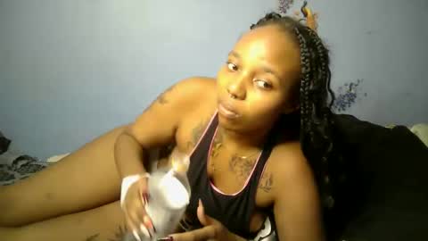 botty_queen online show from May 2026 06:36:02 PM