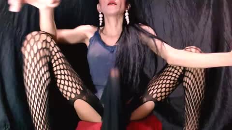 A M A N D A  MONSTERCOCK online show from January 2025 08:52:01 AM