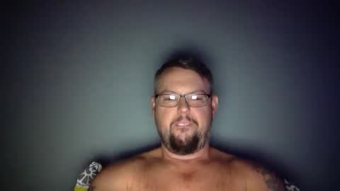 bowtieguy84 online show from September 2025 05:41:02 AM