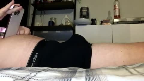 Snapshot of boxerbro123 chatting on April 2026 11:18:02 PM boxerbro123 online show from April 2026 11:18:02 PM