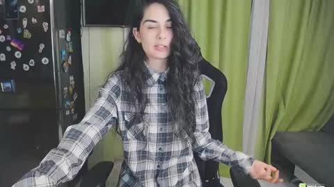 Helen  online show from February 2025 01:41:01 PM