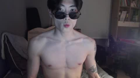 Snapshot of boxman556990 chatting on January 2025 11:00:01 PM boxman556990 online show from January 2025 11:00:01 PM