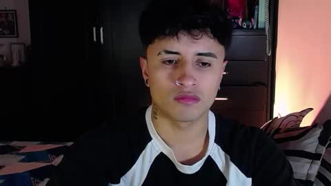 boy_nauthy online show from February 2026 07:52:01 AM