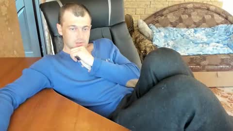 Snapshot of boyapollon chatting on April 2026 04:48:01 AM BoyApollon online show from April 2026 04:48:01 AM