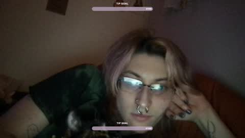 boywithbug online show from March 2025 03:08:01 AM