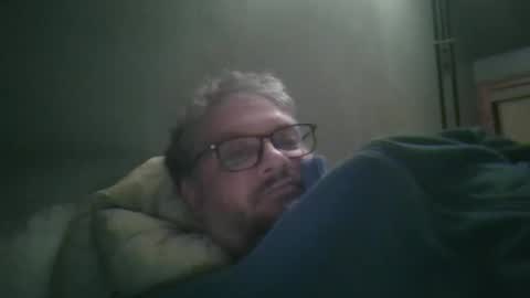 Snapshot of bozo81 chatting on November 2025 01:39:01 AM bozo81 online show from November 2025 01:39:01 AM