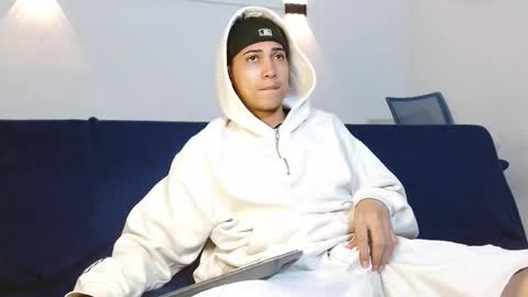 Snapshot of br4ndon_cooper chatting on October 2025 04:26:01 PM Brandon online show from October 2025 04:26:01 PM