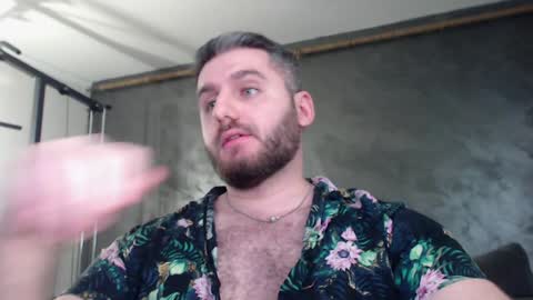 Snapshot of brad_pittfall chatting on January 2025 08:07:01 PM ask me online show from January 2025 08:07:01 PM