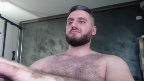 Snapshot of brad_pittfall chatting on January 2025 11:39:02 PM ask me online show from January 2025 11:39:02 PM