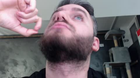 Snapshot of brad_pittfall chatting on February 2025 12:09:01 AM ask me online show from February 2025 12:09:01 AM