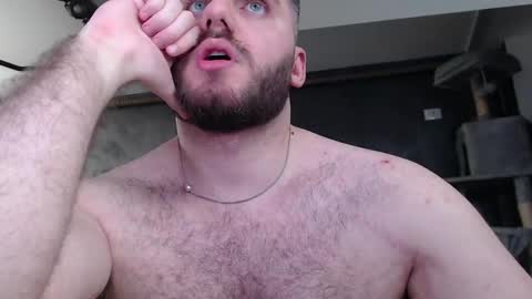 Snapshot of brad_pittfall chatting on March 2025 11:32:02 PM ask me online show from March 2025 11:32:02 PM