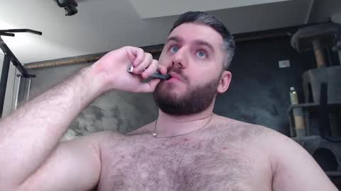 Snapshot of brad_pittfall chatting on March 2025 10:52:02 PM ask me online show from March 2025 10:52:02 PM