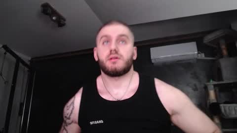 Snapshot of brad_pittfall chatting on October 2025 06:10:01 PM ask me online show from October 2025 06:10:01 PM