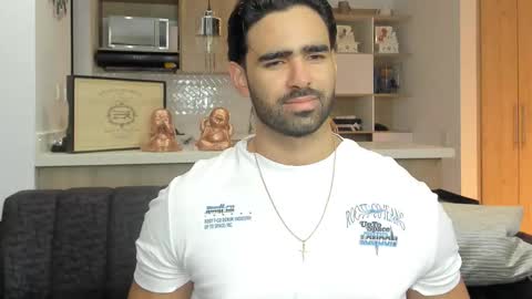 bradleymartin7 online show from October 2025 11:38:01 PM