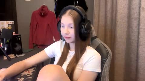 Alice online show from November 2025 03:13:02 PM