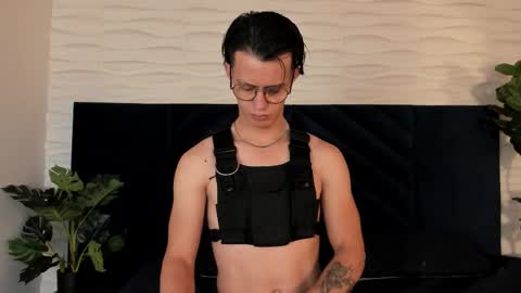 brandon_starkk online show from November 2025 12:20:01 PM