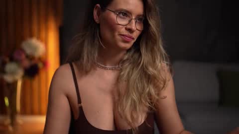 Alex online show from November 2025 05:29:01 AM