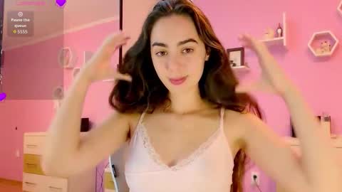 Annie online show from October 2025 05:24:01 PM