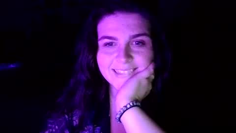 Snapshot of bratty_mamaa chatting on September 2025 09:00:02 AM bratty_mamaa online show from September 2025 09:00:02 AM