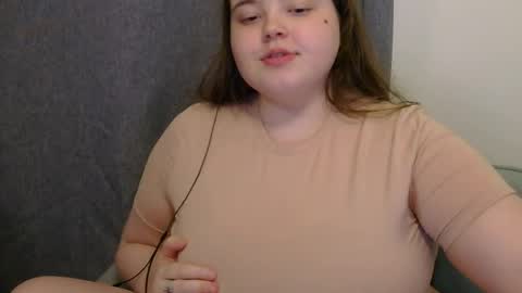 Emma online show from April 2026 06:57:02 PM