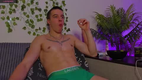 Johny Bravo online show from November 2025 02:39:02 PM