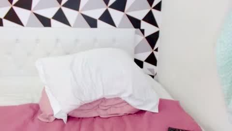 Snapshot of braziliangirl191 chatting on December 2024 10:42:02 PM Alice online show from December 2024 10:42:02 PM