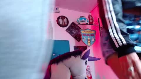 breazer__ online show from October 2025 01:29:01 AM