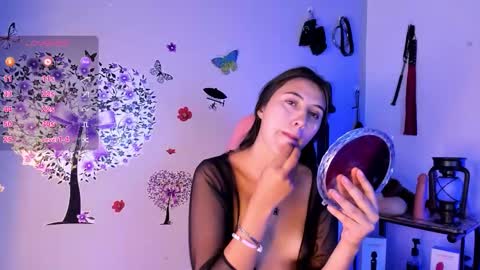 Brenda moris online show from September 2025 10:00:01 PM