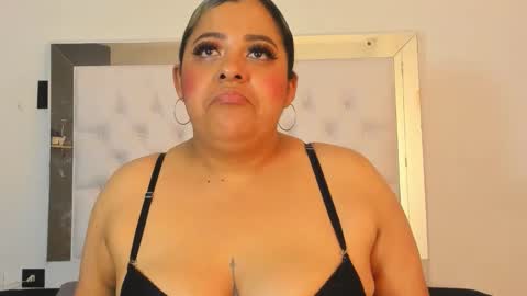 Brenda  online show from December 2025 11:38:02 AM