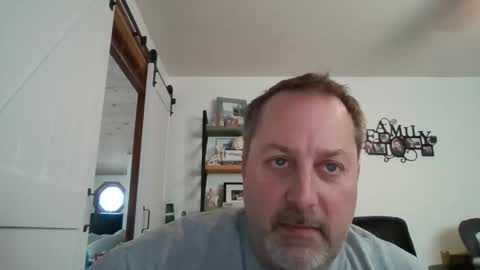 Snapshot of brettsky chatting on February 2025 03:17:02 PM hey online show from February 2025 03:17:02 PM