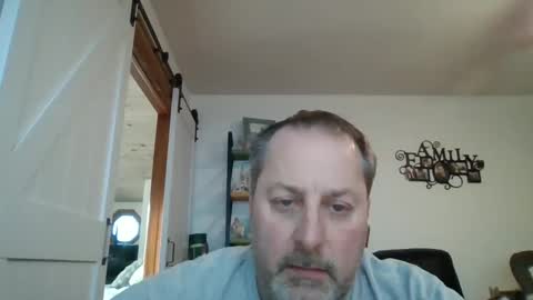 Snapshot of brettsky chatting on February 2025 09:29:01 PM hey online show from February 2025 09:29:01 PM
