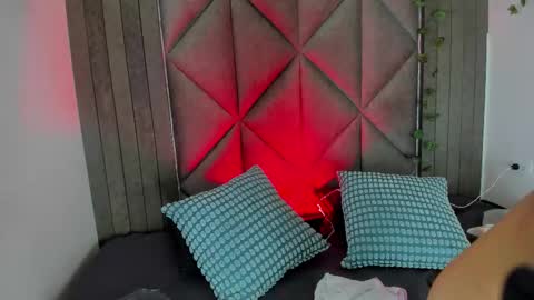 B R I A  online show from February 2026 01:35:02 AM