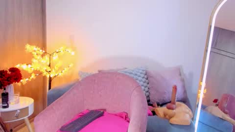 Snapshot of briana_preston91 chatting on February 2026 03:35:01 PM briana preston online show from February 2026 03:35:01 PM