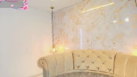 Brianna  online show from October 2025 12:01:02 PM