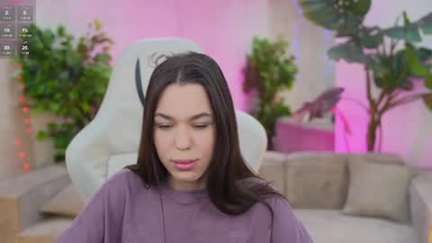 Snapshot of bright_diamonds_054 chatting on February 2025 08:01:01 AM Diamonds Girls online show from February 2025 08:01:01 AM