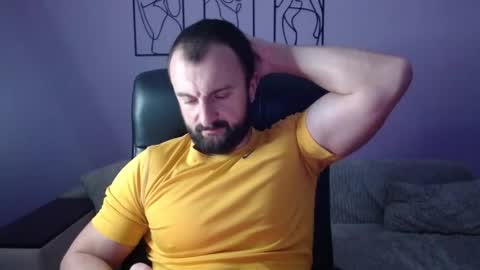 brindlefly69 online show from November 2025 11:56:02 AM