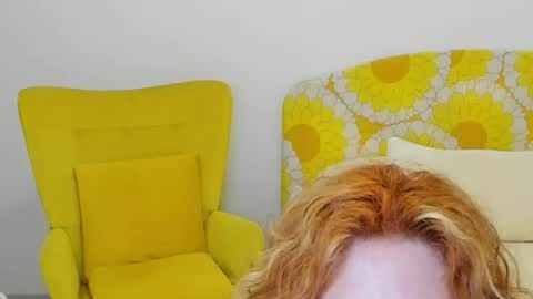 Snapshot of britishmilfpenelope chatting on May 2026 02:53:01 AM Penelope online show from May 2026 02:53:01 AM
