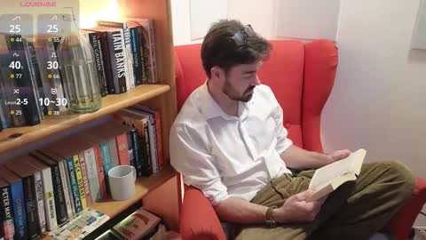 Snapshot of britishpoet69 chatting on October 2025 12:33:01 PM British Poet online show from October 2025 12:33:01 PM