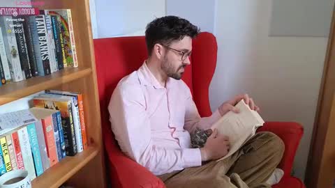 Snapshot of britishpoet69 chatting on November 2025 11:34:02 AM British Poet online show from November 2025 11:34:02 AM