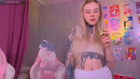 Britney online show from February 2026 07:24:02 PM