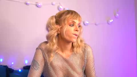 britneyhudson online show from November 2025 04:35:02 AM