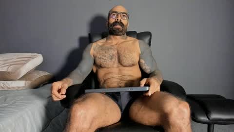 Snapshot of brockhurn_ chatting on April 2026 12:57:01 AM brockhurn_ online show from April 2026 12:57:01 AM