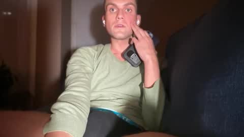 brodystarrr online show from October 2025 08:09:02 PM