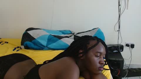 broken_haloo online show from June 2026 08:39:02 AM