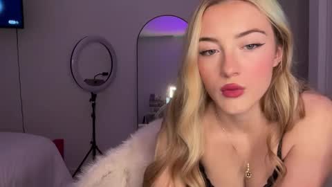 Snapshot of brookyxo chatting on December 2024 04:16:02 AM brookyxo online show from December 2024 04:16:02 AM