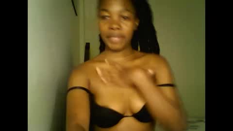 Snapshot of browndaly chatting on May 2026 01:37:02 PM browndaly online show from May 2026 01:37:02 PM