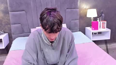 Bruce Hans online show from February 2025 11:43:01 AM