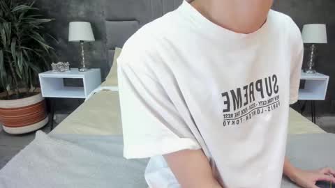 Bruce Hans online show from December 2025 11:41:02 AM